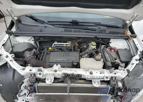 2018 Chevrolet Trax 1Lt z USA, uszkodzony, nr VIN KL7CJLSB2JB680464